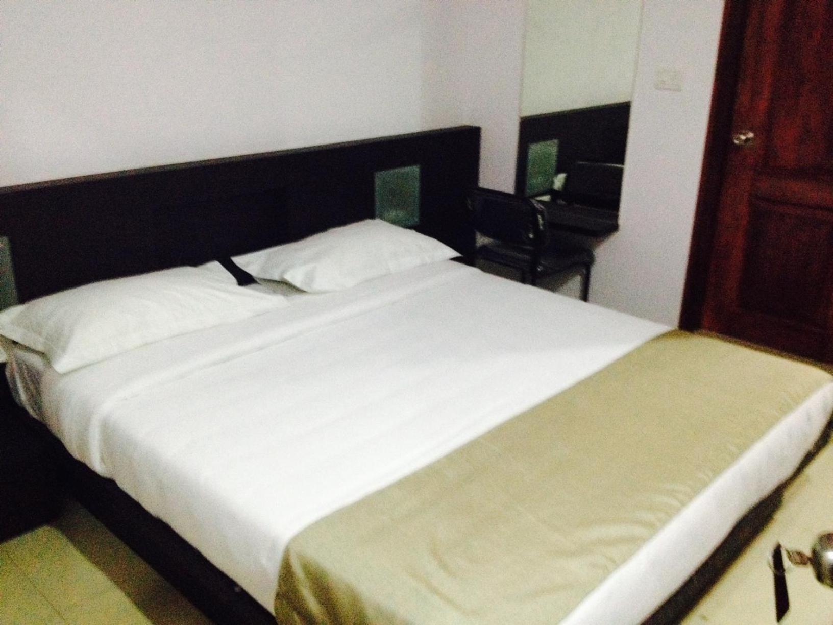 Aston Service Apartment 벵갈루루 외부 사진